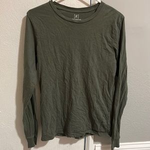 Olive green long sleeve t-shirt - thin material, good undershirt